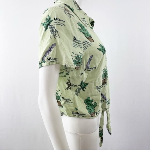 Harry Potter Top Green Front Knot Herbology Notes Cropped Shirt Size L - Picture 5 of 9